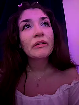 ScarletBloom_'s cam snapshot