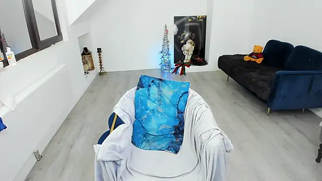 Ranya_Evy's cam snapshot