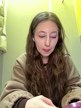 FroggyAnna live sex cam