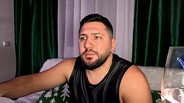 Gold_Alpha_Boy's cam snapshot