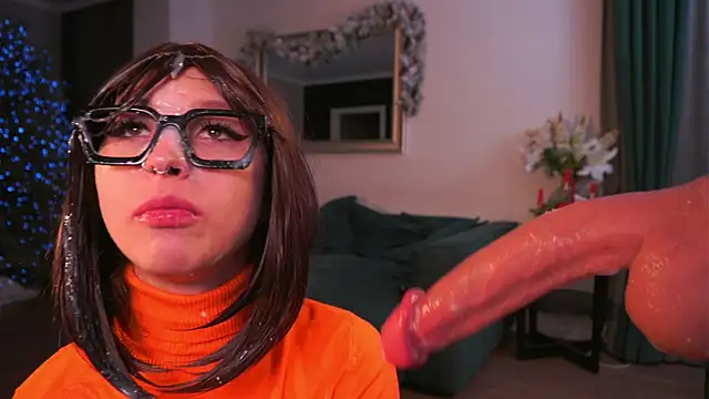 karolineneuer_'s cam snapshot