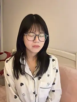 Ella-AAAAA live sex cam