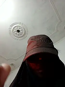 HotAishaa's cam snapshot