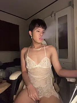 Plaxtique live sex cam