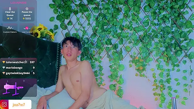 Levii_Ackermann live sex cam