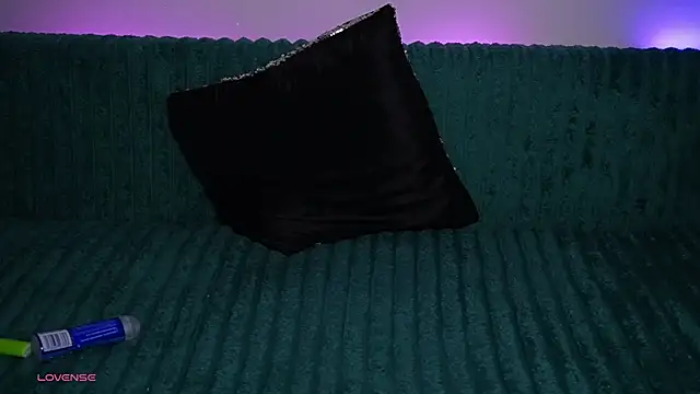 Dahliacruzz live sex cam