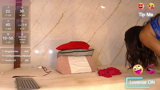 LucianaaMorena's cam snapshot