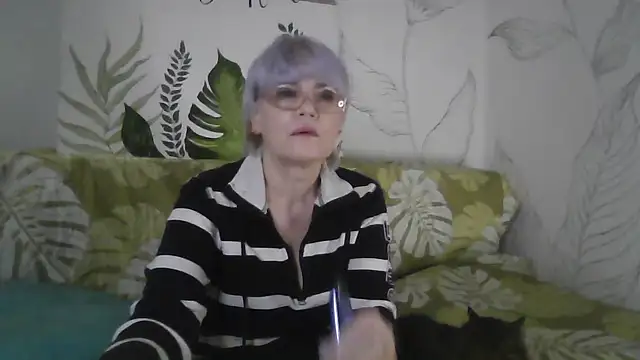 Catty_Lady's cam snapshot