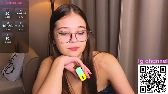 Leela_sun live sex cam