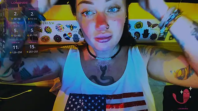 EllieOz's cam snapshot