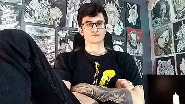 Loggan_donnelly live sex cam