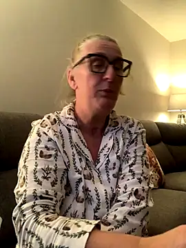 Mrsmoggy's cam snapshot