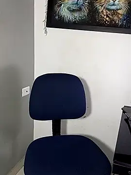 AnnaBliss-'s cam snapshot