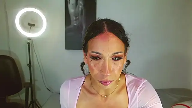 Kenisha_Sweet live sex cam