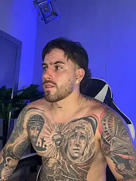 Ades_Lowe live sex cam