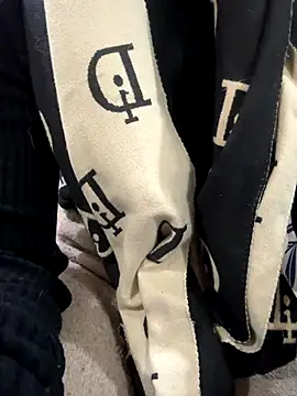 maya00mayaa's cam snapshot