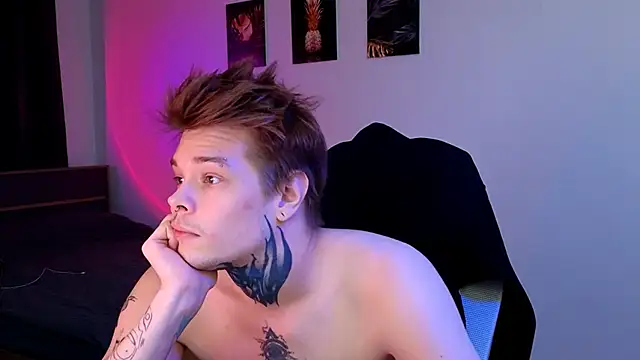 DENIS_HERE's cam snapshot