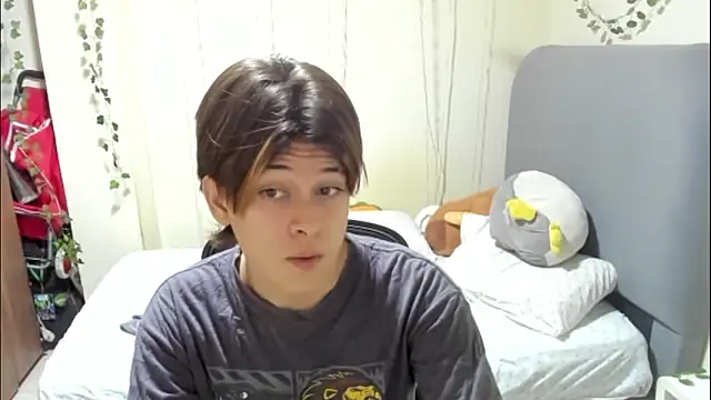 Felix_kitty's cam snapshot