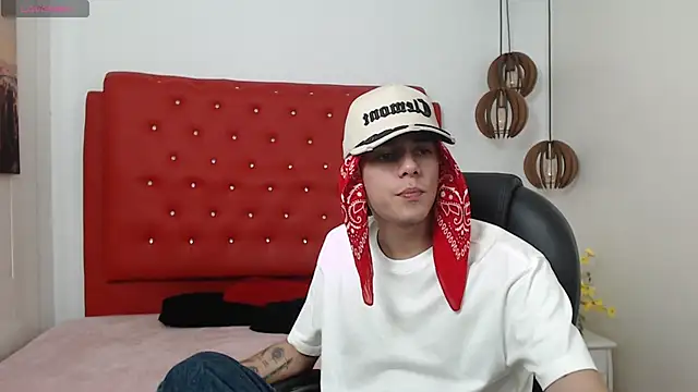 AmethystShadow17 live sex cam