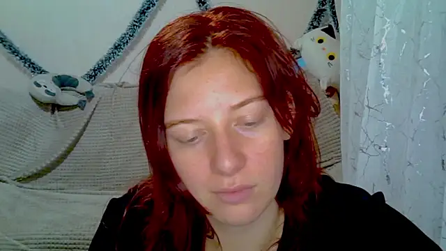 Lily_Ember's cam snapshot