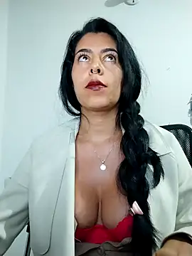 Luianna's cam snapshot