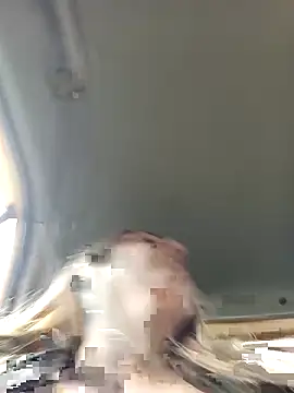 madelaine-'s cam snapshot