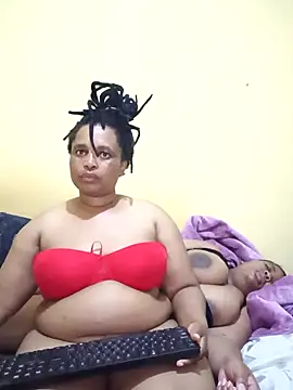 Prettyboobiesx's cam snapshot