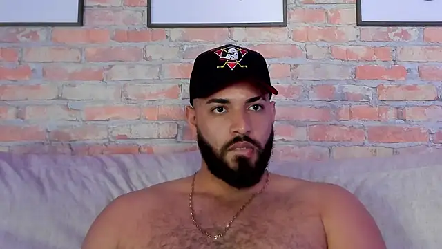 Chris_Varden live sex cam