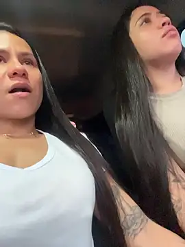 ReggieG live sex cam