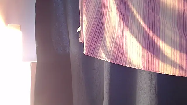 mildre_turen live sex cam