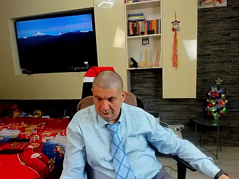 SpartacusDaddy48 live sex cam