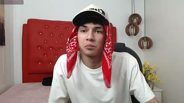 AmethystShadow17 live sex cam