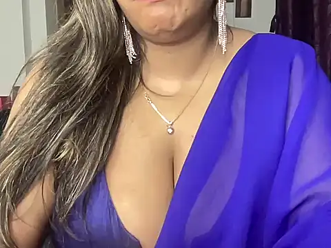 Only_Lavinaah's cam snapshot