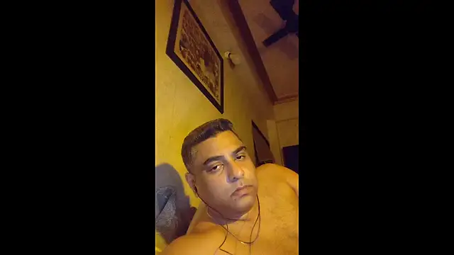 hardnhornybull's cam snapshot