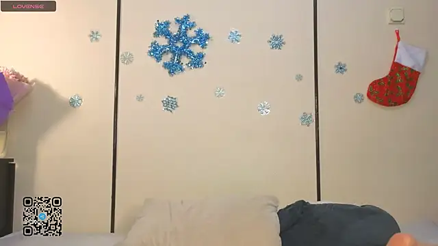 striploves's cam snapshot