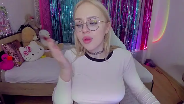 CeaneLino live sex cam