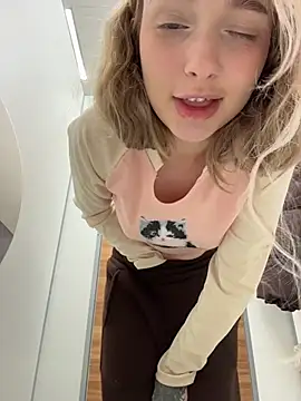 -teenytiny- live sex cam