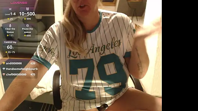 KimMitchelli's cam snapshot