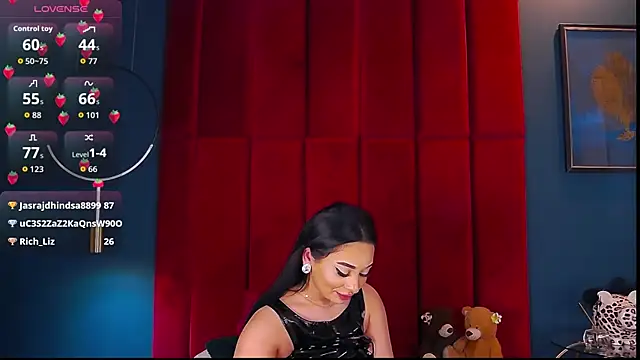 MadyLuxxx's cam snapshot