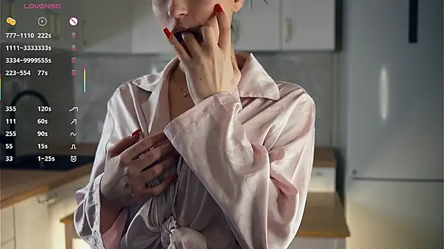 TyraEspina live sex cam