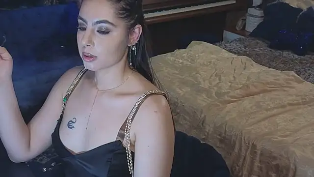 VanessaDoyle live sex cam