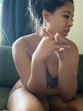 AshleyLoveee's cam snapshot