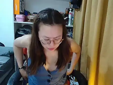 crizzybel's cam snapshot