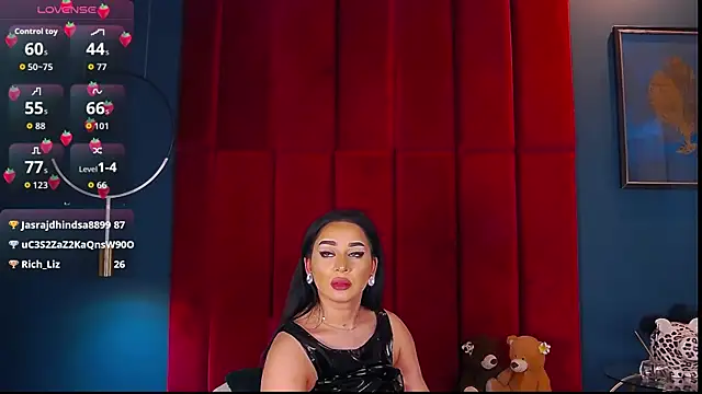 MadyLuxxx's cam snapshot