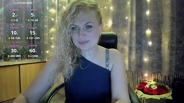 LanaLight_x's cam snapshot