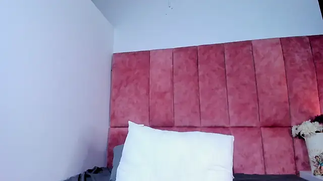 kittyy_milk_001's cam snapshot