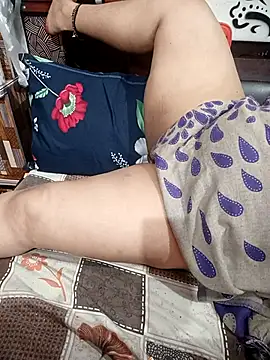 Lustyangelaunty's cam snapshot