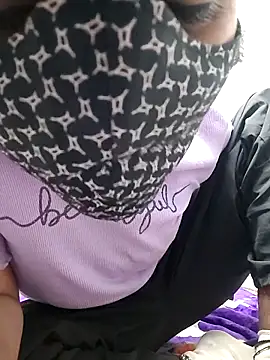 Cut_madhuri's cam snapshot