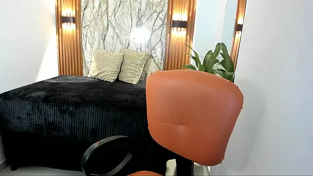 Melina-Dancey live sex cam