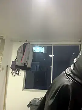 Karina_Leon live sex cam